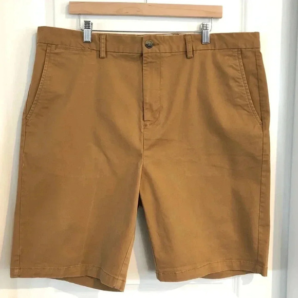Old Navy Ultimate Slim Flex  Fit Shorts - Picture 1 of 5